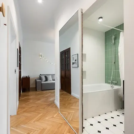 Plac Wilsona Comfy By Bookinghost Varşova