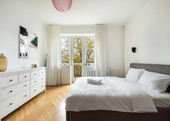 Plac Wilsona Comfy By Bookinghost