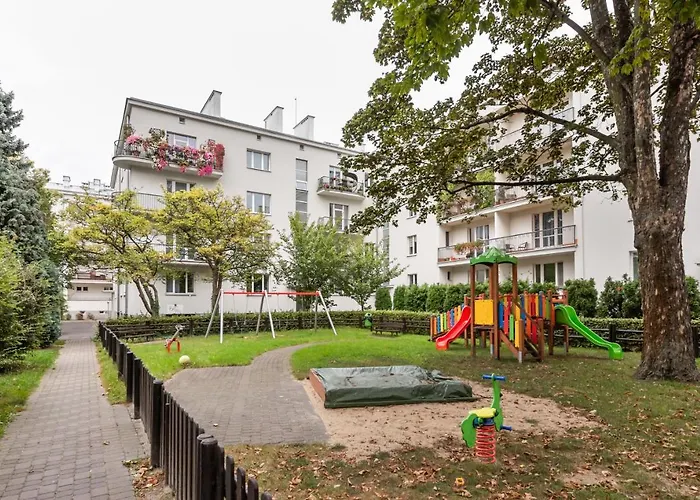 Plac Wilsona Comfy By Bookinghost