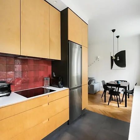 Apartman Plac Wilsona Comfy By Bookinghost